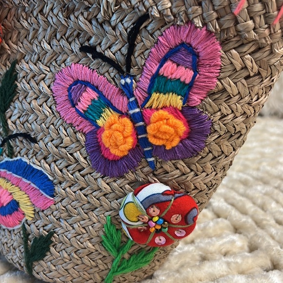 Woven Boho bag made in Indonesia with drawstring - Picture 11 of 11